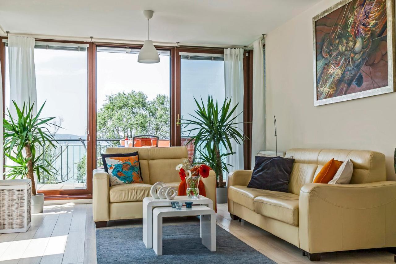 Panoramic Art Apartment With Jacuzzi Balatonlelle Bagian luar foto
