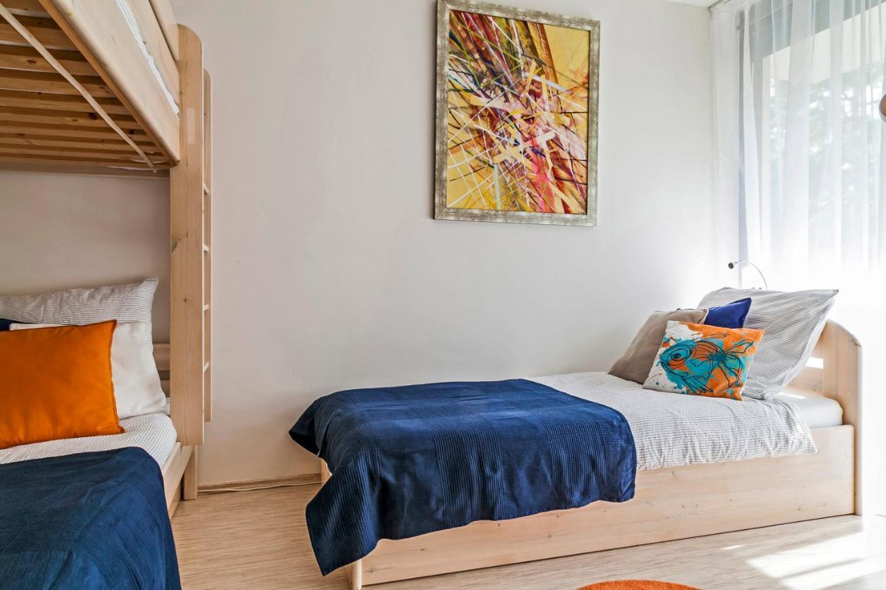 Panoramic Art Apartment With Jacuzzi Balatonlelle Bagian luar foto