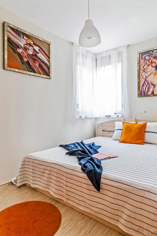 Panoramic Art Apartment With Jacuzzi Balatonlelle Bagian luar foto